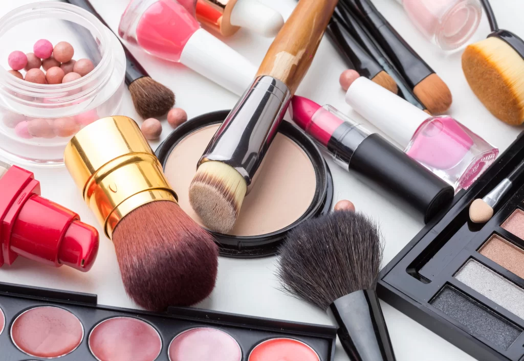 benefícios de internacionalizar maquiagens